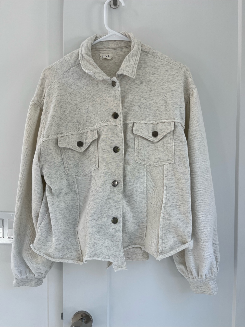 POL Cream Heather Gray Raw Hem Balloon Sleeve Crop Jacket Sweatshirt Shacket M - Picture 2 of 11